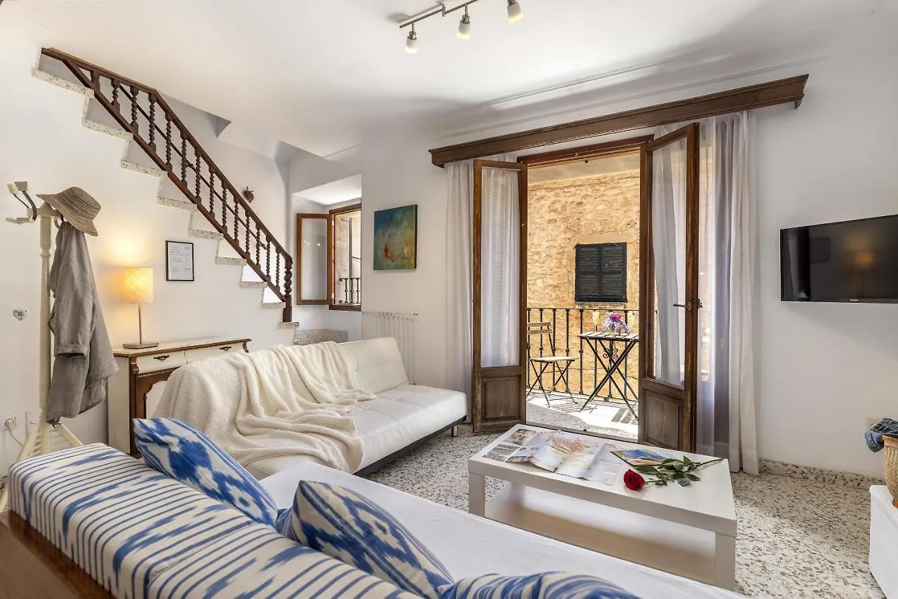 Duplex Flat In The Old Town Of Alcudia Daire