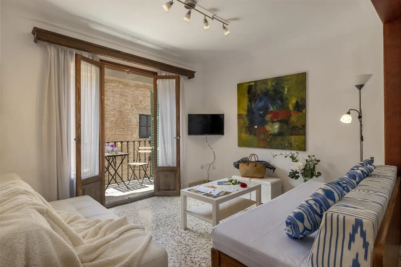 Duplex Flat In The Old Town Of Alcudia Daire 0*, Alcudia (Mallorca)