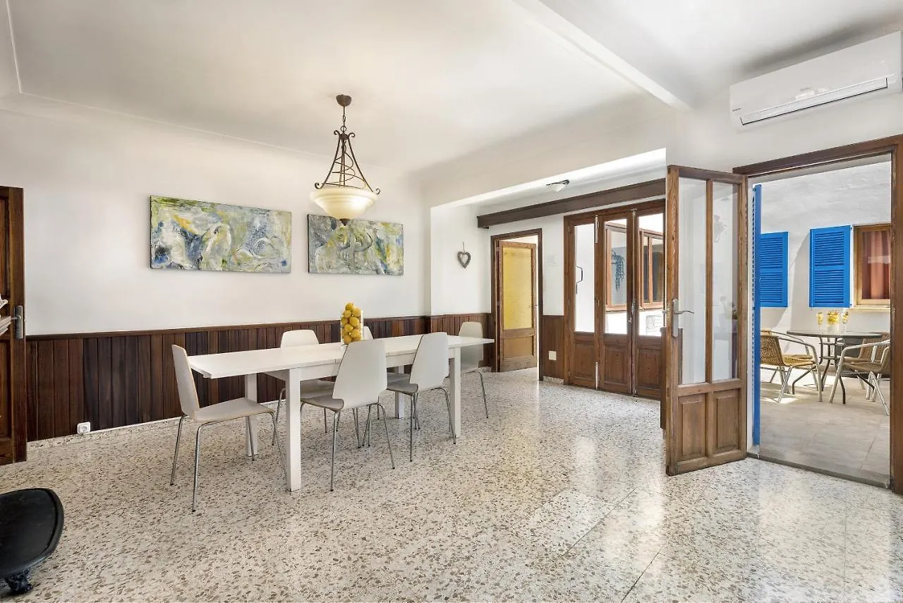 Duplex Flat In The Old Town Of Alcudia Daire