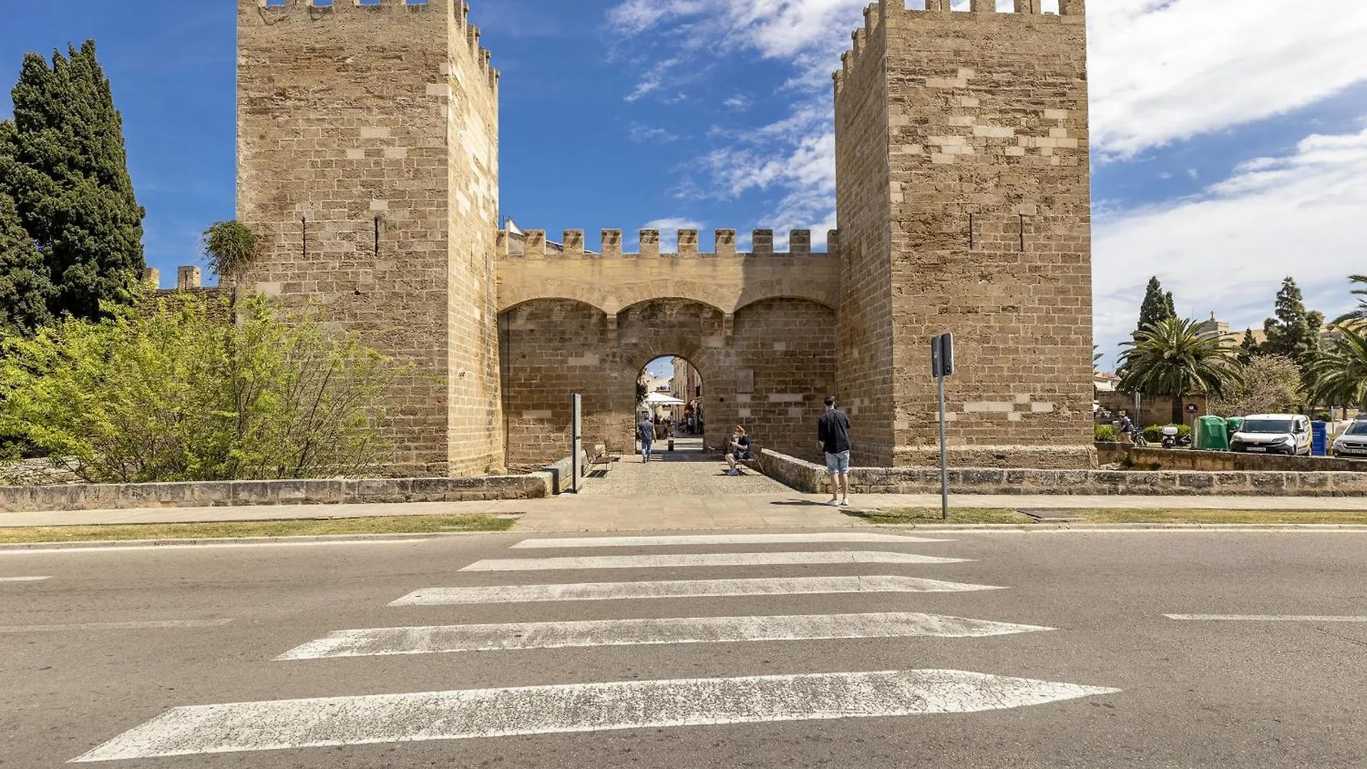 Duplex Flat In The Old Town Of Alcudia Daire